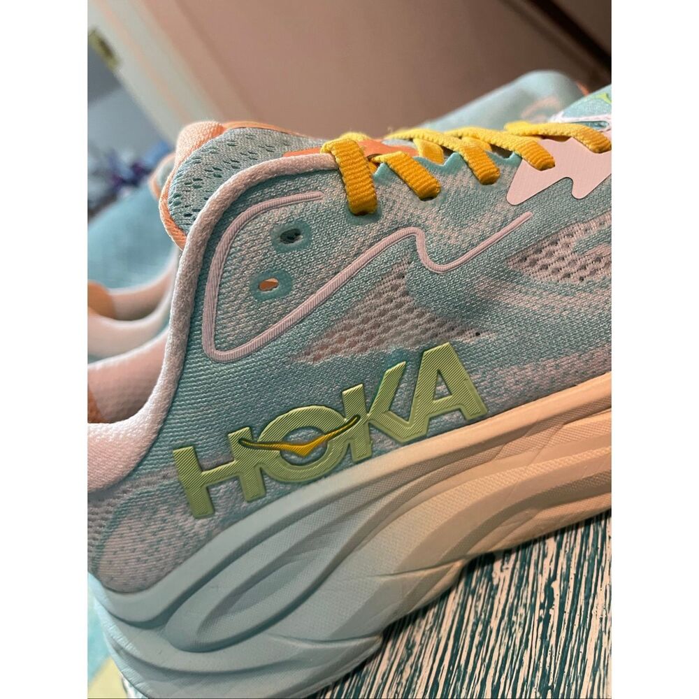 Hoka Clifton 10 Women’s Sneakers - Picture 12 of 16